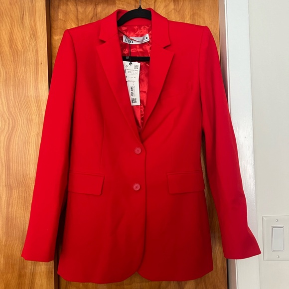 Zara Red Blazer - Picture 1 of 2